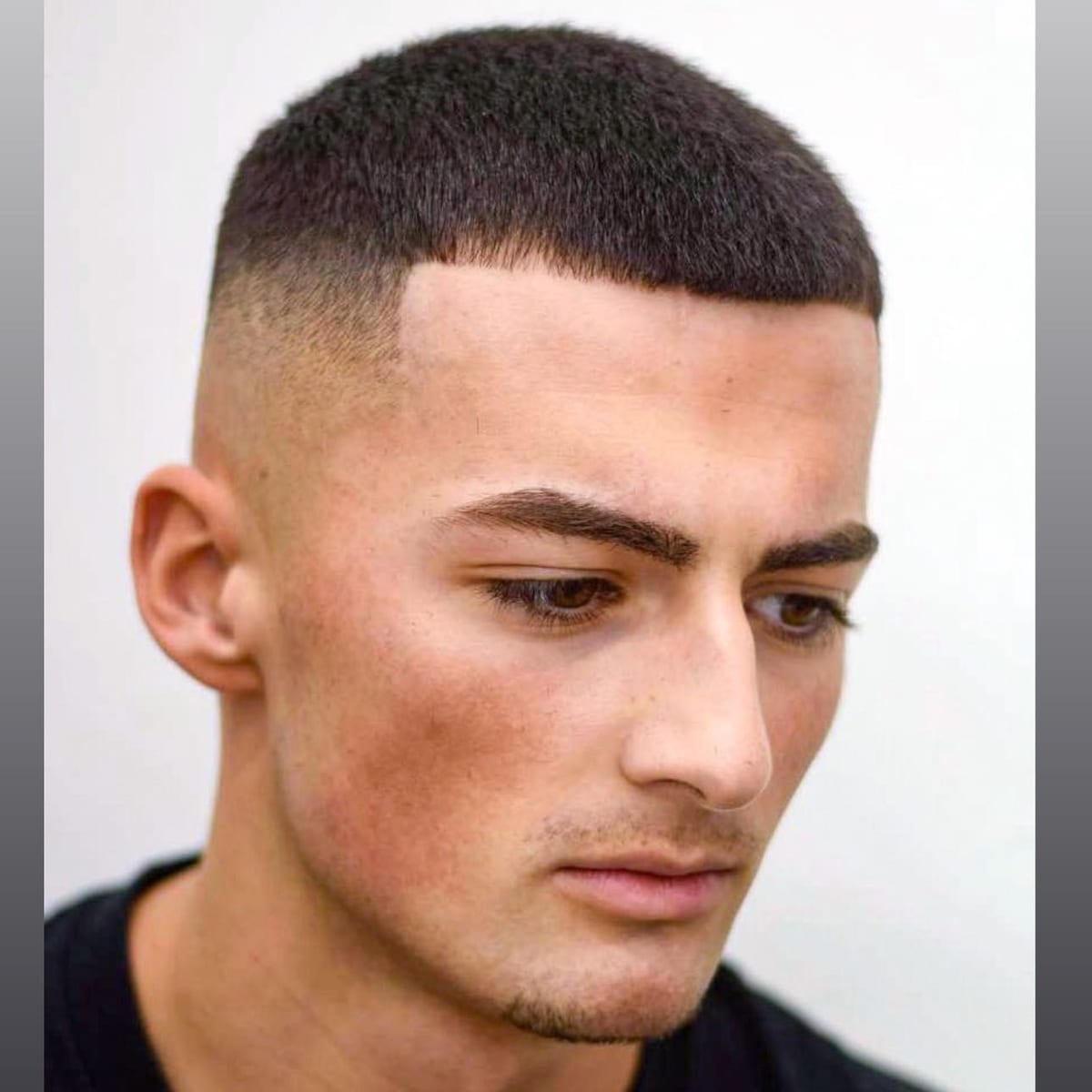 BUZZ CUT — ALIA Barber Tychy